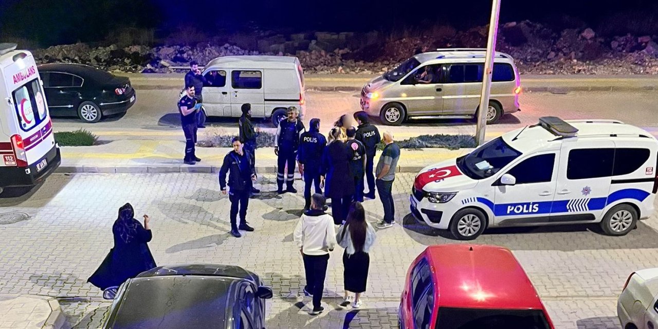 Akrabalar arasındaki kavgada 3 kişi yaralandı