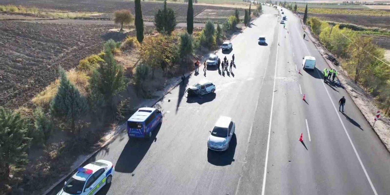 Adıyaman’da feci kaza: 1 polis ve 1 muhtar ağır yaralı