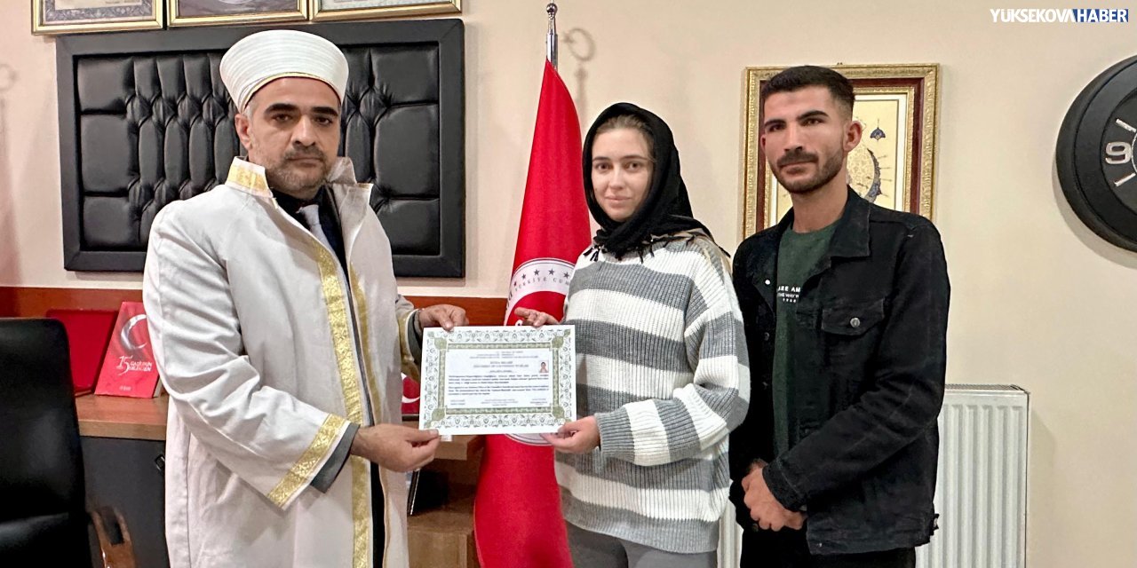 Rusyalı Alina Yüksekova’da Müslüman oldu