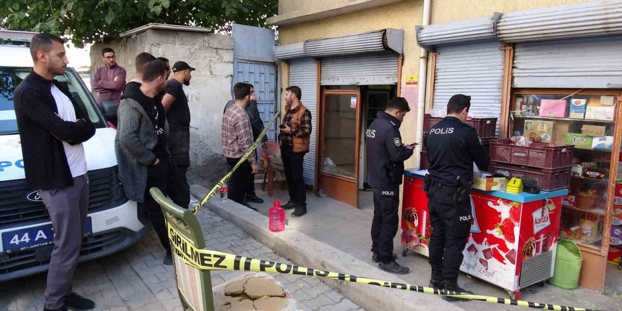 Malatya’nın Battalgazi ilçesinde bir kişi iş yerinde ölü bulundu