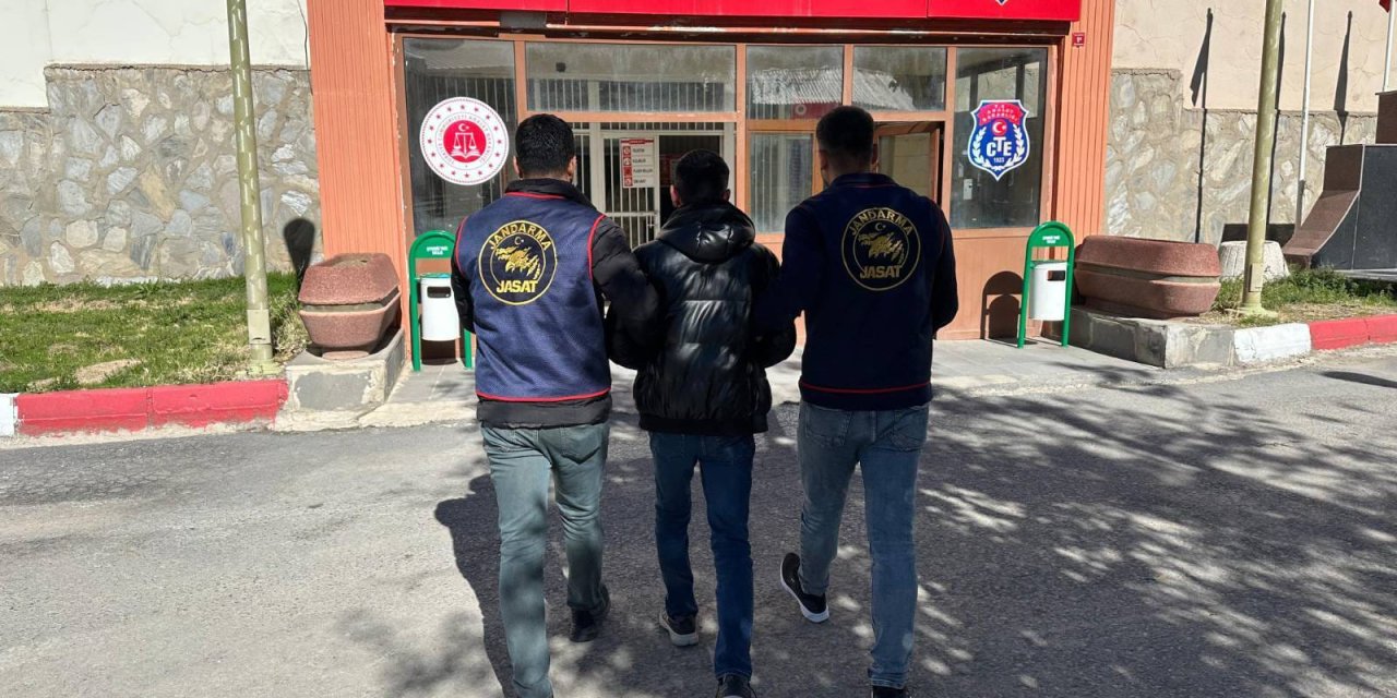 Hakkari’de 8 yıl 9 ay kesinleşmiş hapis cezası bulunan şahıs yakalandı