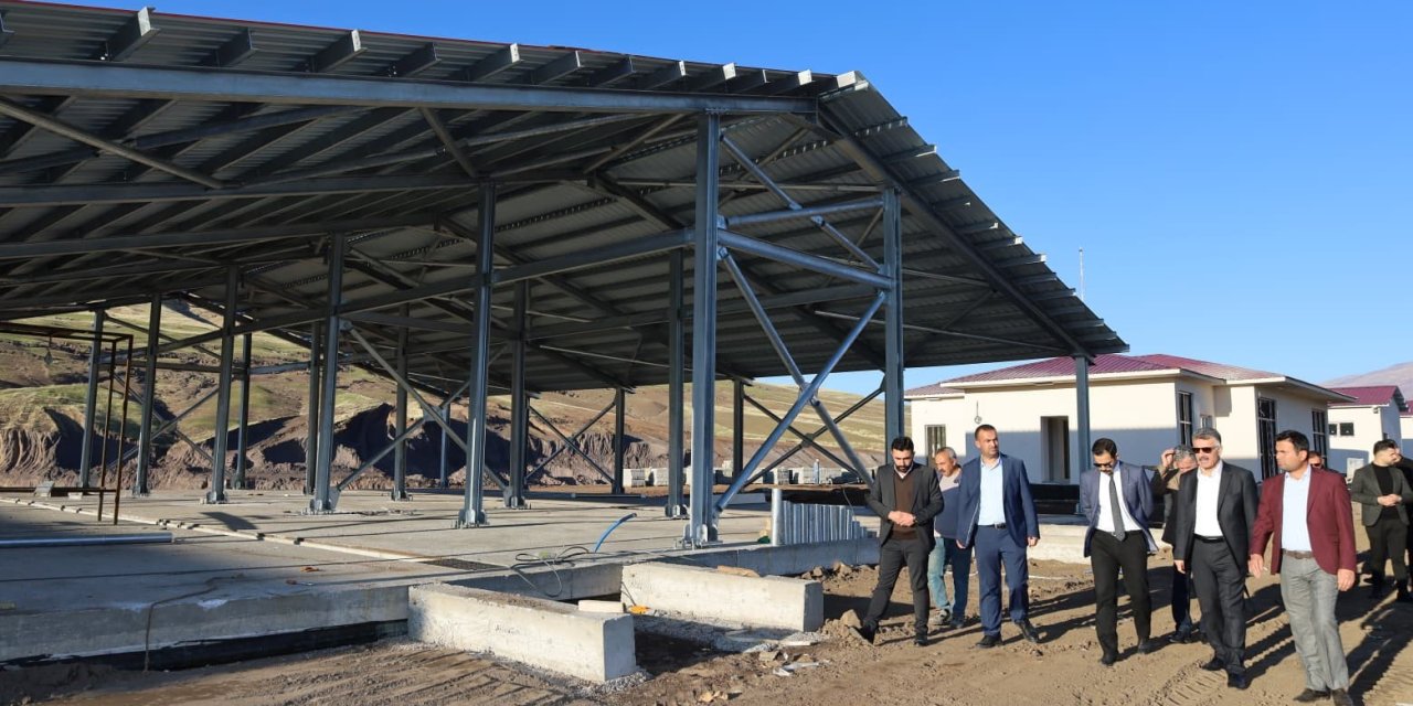 Güroymak’ta "Hayvan Pazarı ve Mezbahanesi" projesi sürüyor