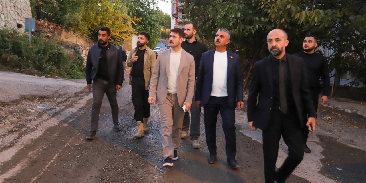 Çukurca’da duvar ve çevre temizliği çalışması