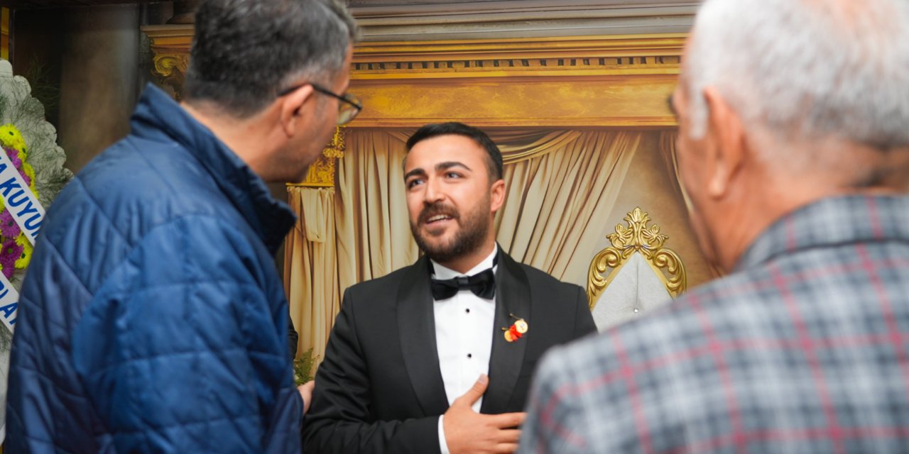 Vali Ali Çelik, Bayhan ve Yiğittürk ailelerinin düğün törenine katıldı