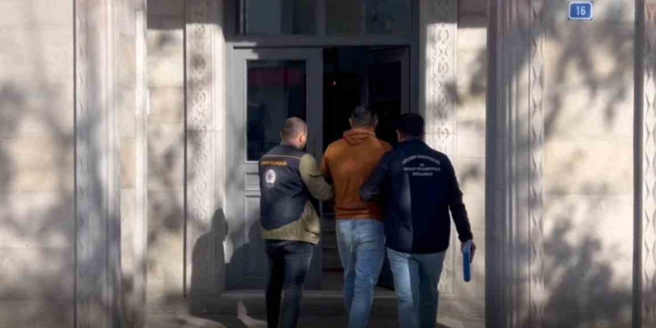 Ağrı’da göçmen kaçakçılığı operasyonu: 4 kişi tutuklandı