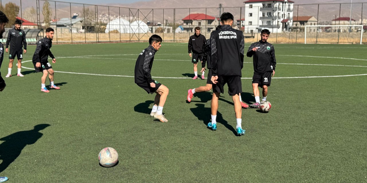 Yüksekova Belediyespor, Merzanspor maçı öncesi hazırlıklarını tamamladı