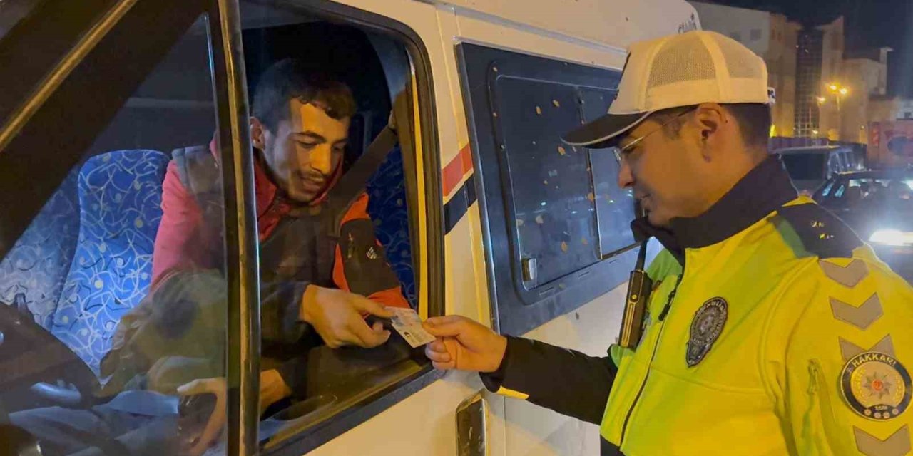 Hakkari ve ilçelerinde eş zamanlı denetim