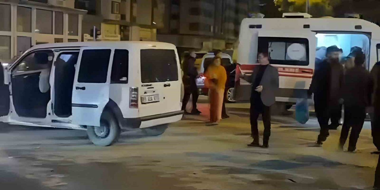 Van’da trafik kazası: 3 kişi yaralandı