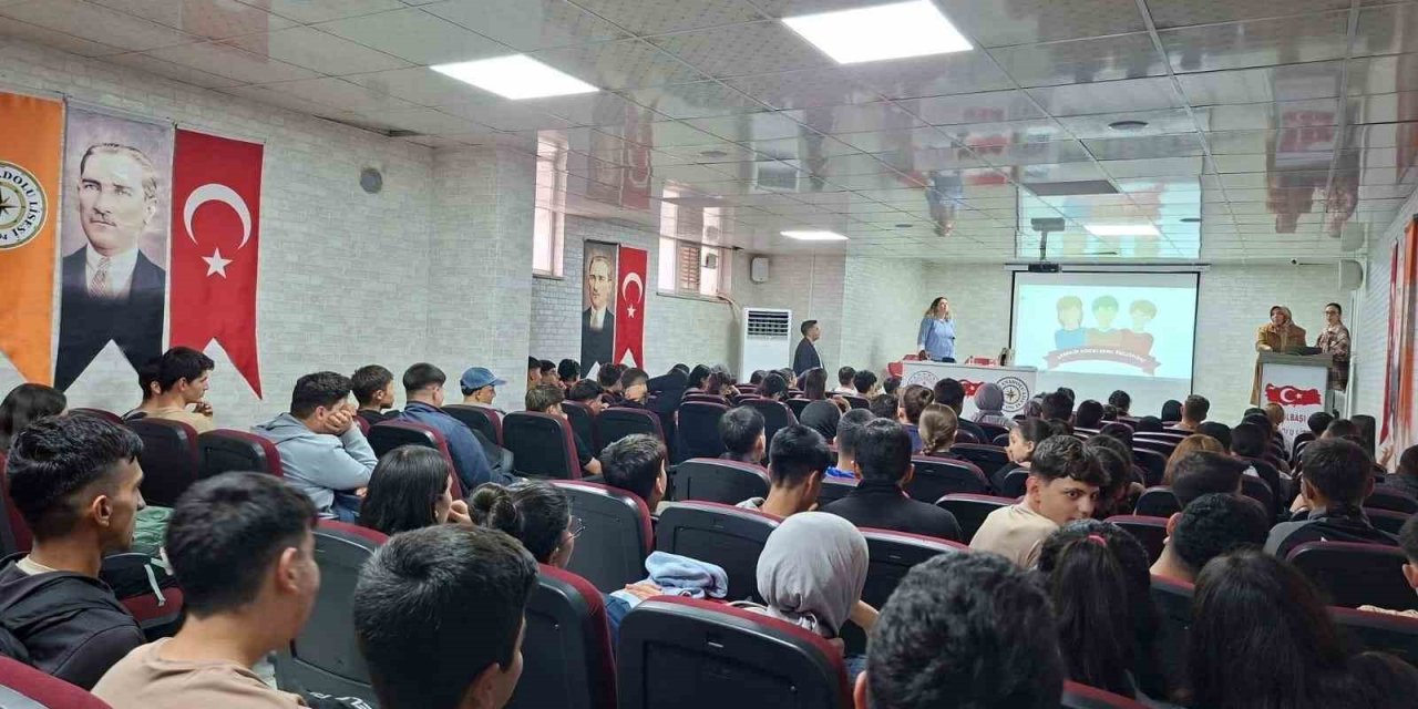 Adıyaman'da öğrencilere sağlıklı yaşam kültürü eğitimi verildi