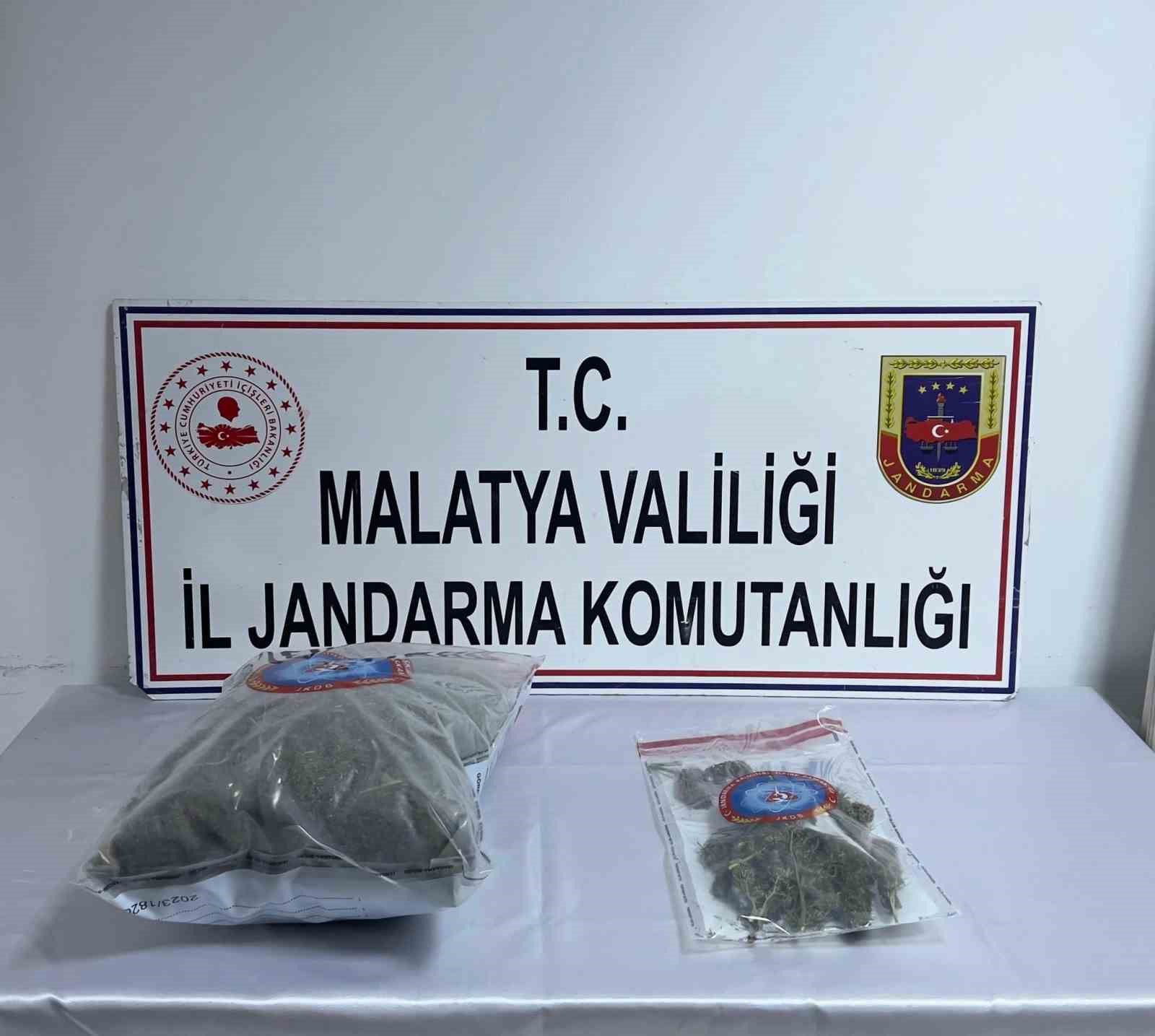 Arapgir'de 3 kilo 348 gram kubar esrar ele geçirildi