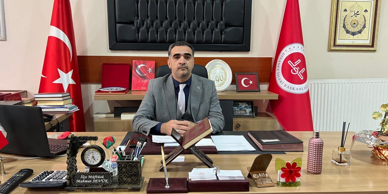 Yüksekova’dan bu yıl 100’e yakın hacı adayı kutsal topraklara gidecek