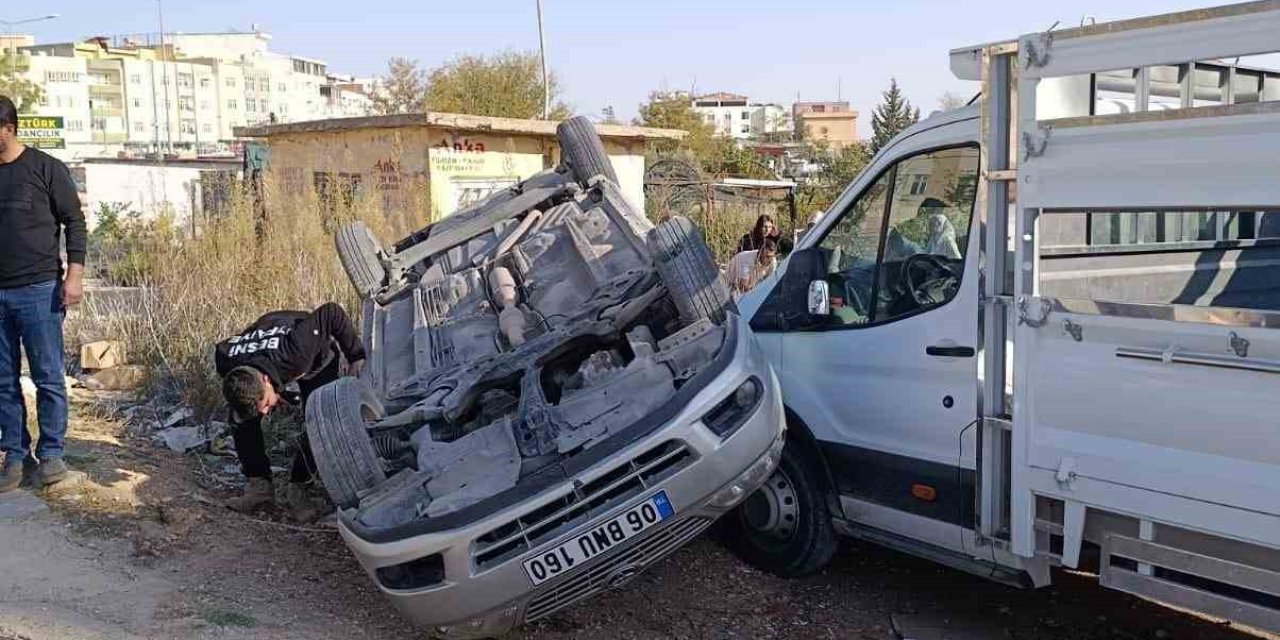 Besni'de otomobil takla attı: 1 yaralı