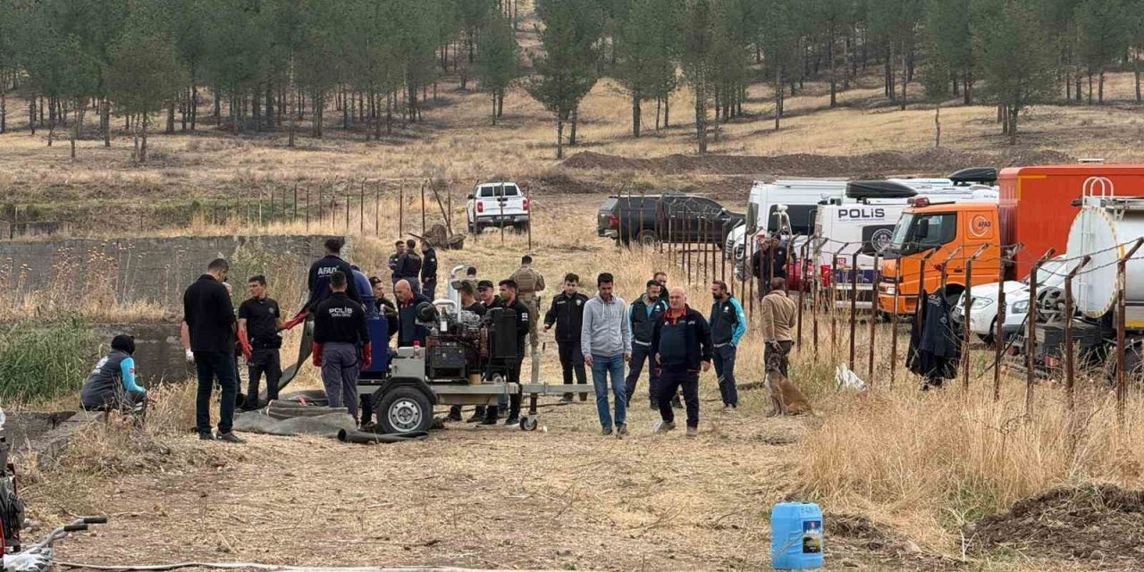 Yüksekova'da görevli kayıp polisi arama çalışmaları sürüyor