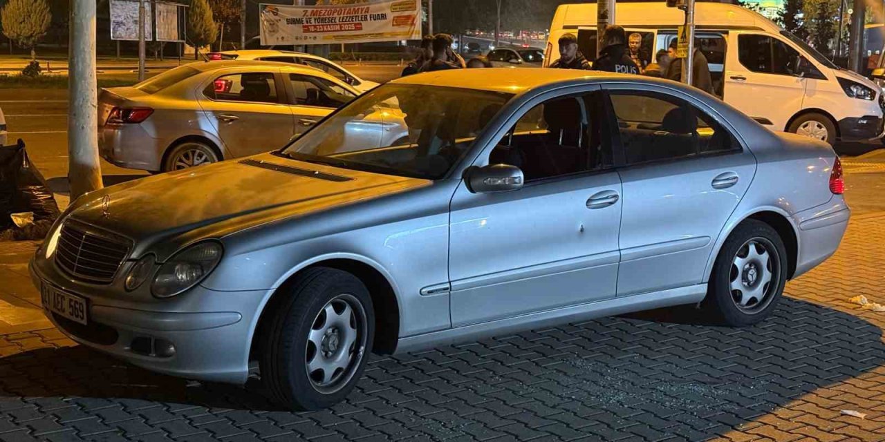 Arabasına binerken silahlı saldırıya uğradı: 1 ölü