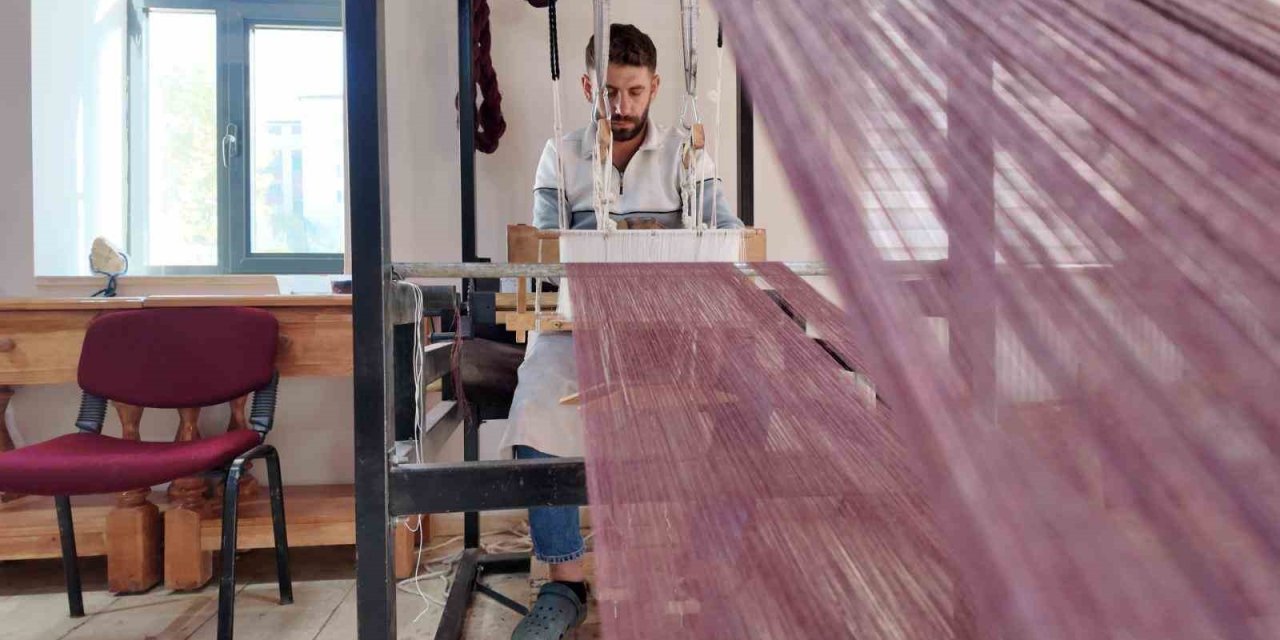 Siirt’te şal û şepik kumaşının coğrafi işaretinin Avrupa Birliği düzeyine taşınması hedefleniyor