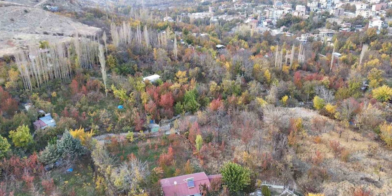 Yeşilyurt’ta sonbaharda kartpostallık görüntüler