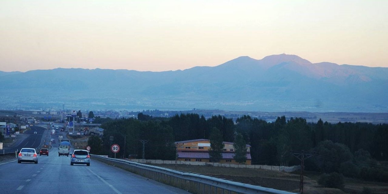 Erzurum karayollarında hız tabelalarına ayar