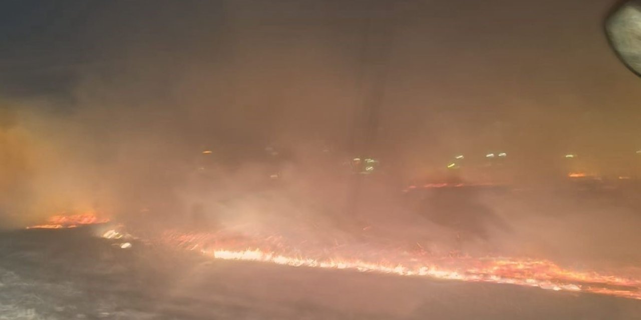 Batman'da tandırdan sıçrayan kıvılcımlar araziyi küle çevirdi