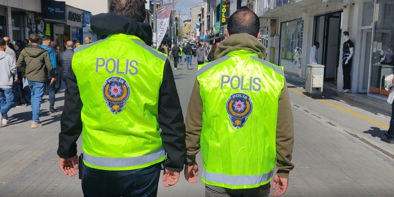 Ağrı’da çıkan kavgaya polis müdahale etti