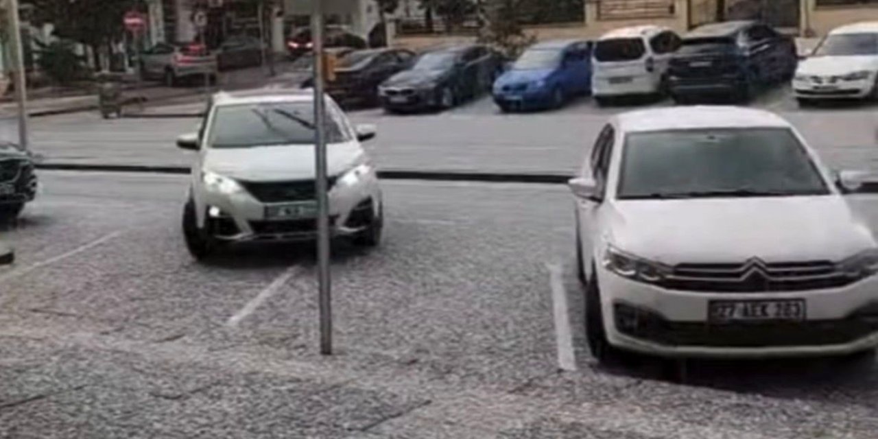 Antep’te dolu etkili oldu: Cadde ve sokaklar beyaza büründü