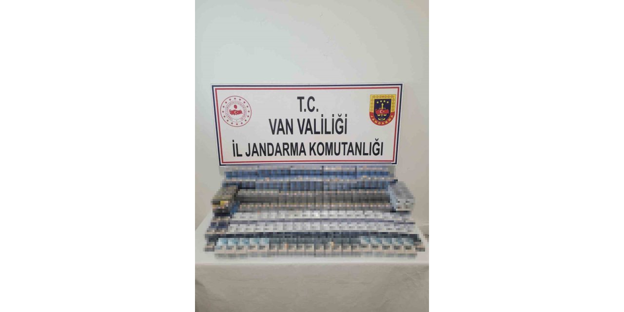 Başkale'de bin 314 paket kaçak sigara ele geçirildi