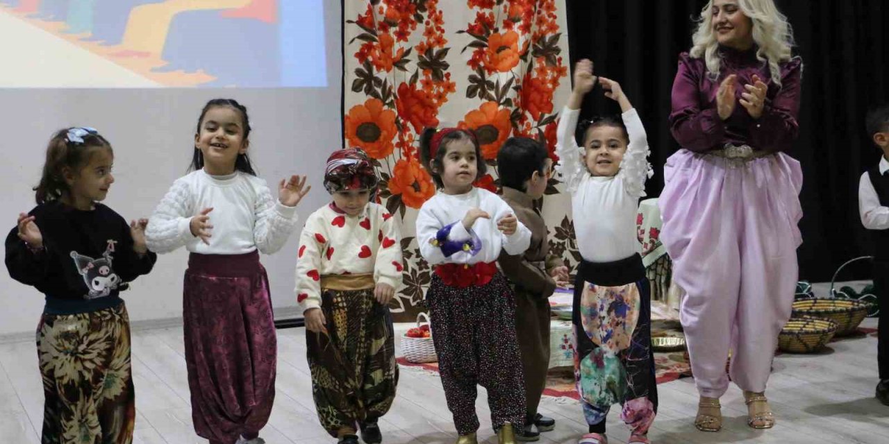 Diyarbakır’da şalvar defilesi yapıldı
