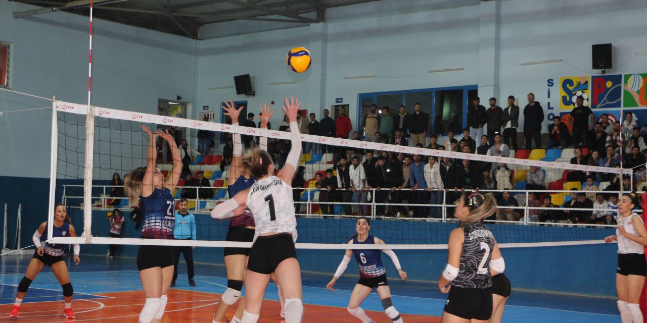 Voleybol 2’nci Lig’de Silopi Gelişim, lideri devirdi