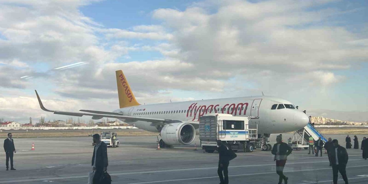 Van Ferit Melen Havalimanında uçuşlar yeniden başladı