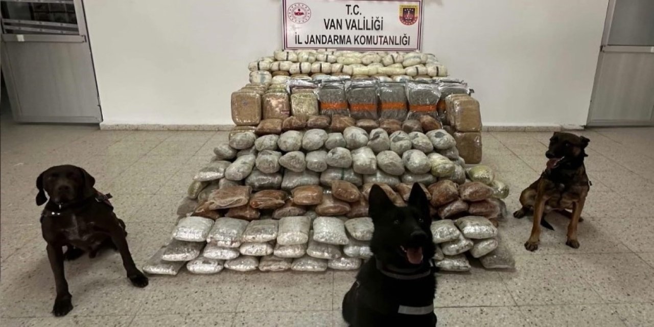 Hakkari ve Van'da 324 kilo uyuşturucu yakalandı