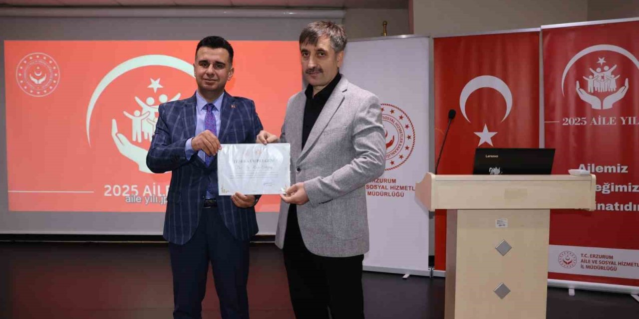 Erzurum'da aile eğitiminde onurlandırma yaklaşımı ele alındı