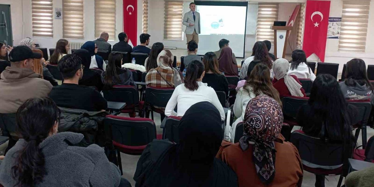 ÇMYO’da denetimli serbestlik bilgilendirme etkinliği yapıldı