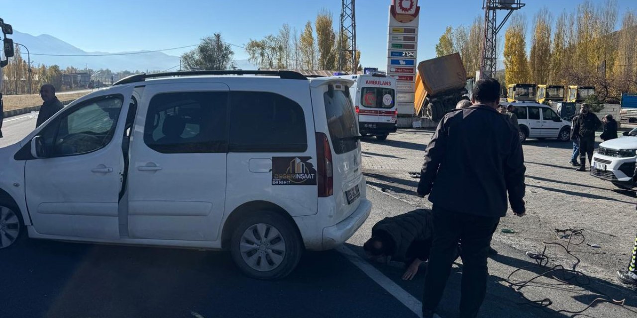 Van’da trafik kazası: 3 yaralı