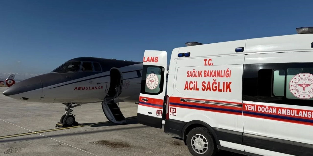 Van’da kalp hastası bebek, uçak ambulansla İstanbul’a sevk edildi