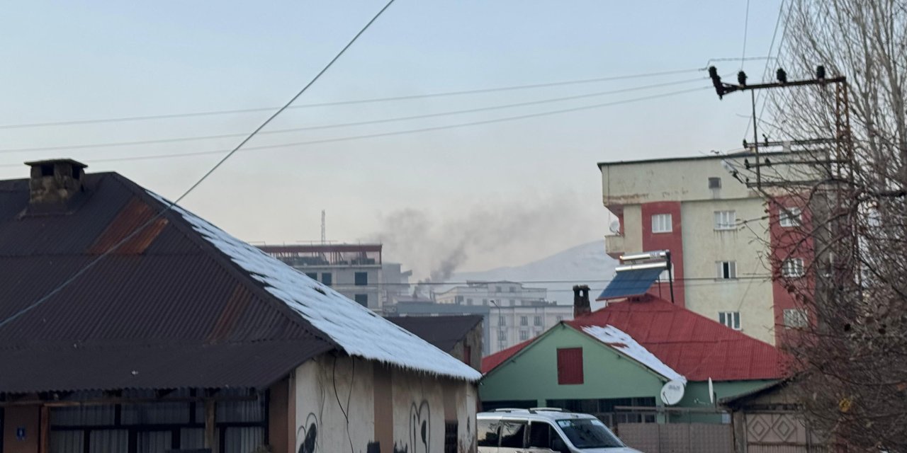 Yüksekova’da kömür dumanı yeniden gündemde