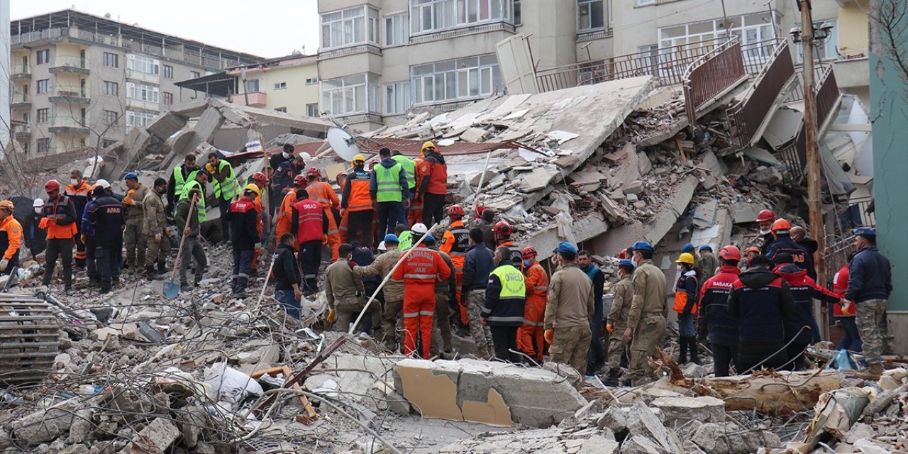 Malatya’da Güner Apartmanı davasında karar: 7 kişiye hapis cezası