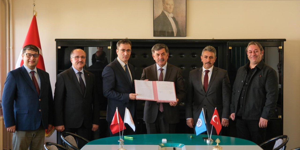 Erzincan Su İhtisas OSB Fizibilite Raporu Projesi imzalandı