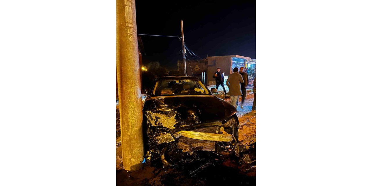 Ahlat’ta iki araç çarpıştı: 5 yaralı