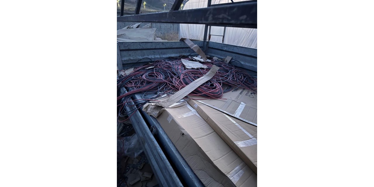 Van'da kablo hırsızlığına 2 tutuklama