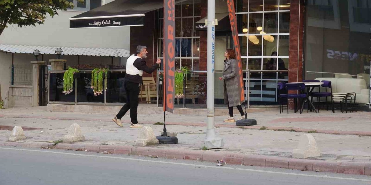 Malatya'da intihar girişiminde bulunan kadını polis son anda engelledi