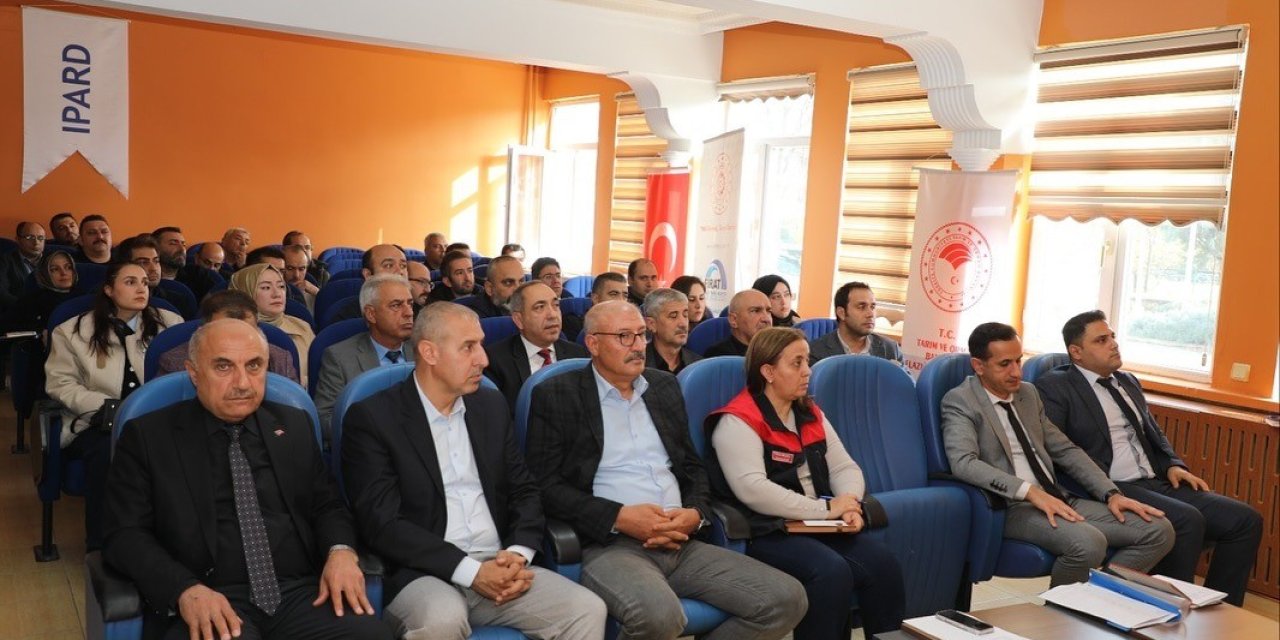 Elazığ’da ŞAP hastalığı hakkında değerlendirme toplantısı yapıldı
