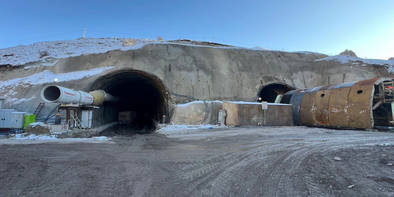 Yeniköprü T2 Tünel projesinde 9 bin metrelik kazıdan 2 bin metre tamamlandı