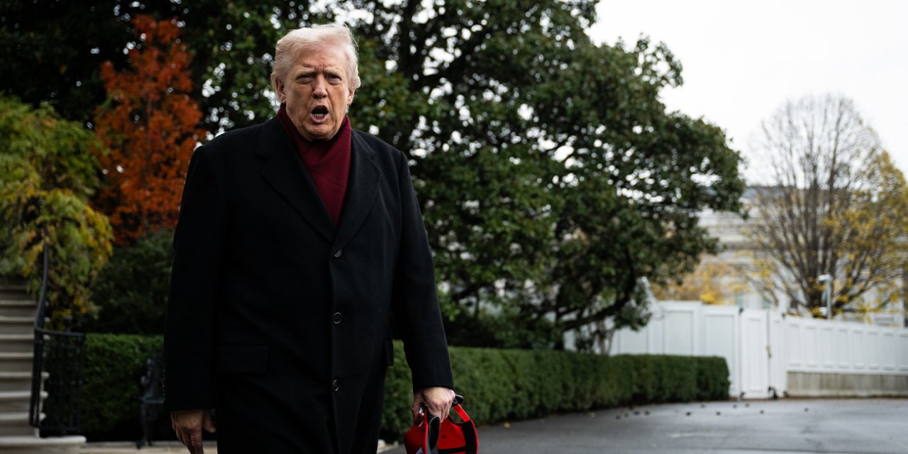 Trump: "Zelenskiy barış planını reddederse küçük yüreğiyle savaşmaya devam edebilir"