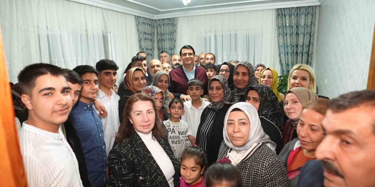 Şehitkamil Belediye Başkanı Yılmaz’dan 6 mahallede ev ziyaretleri