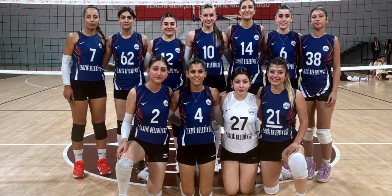 Elazığ Belediyespor Kadın Voleybol Takımı, galibiyete uzandı