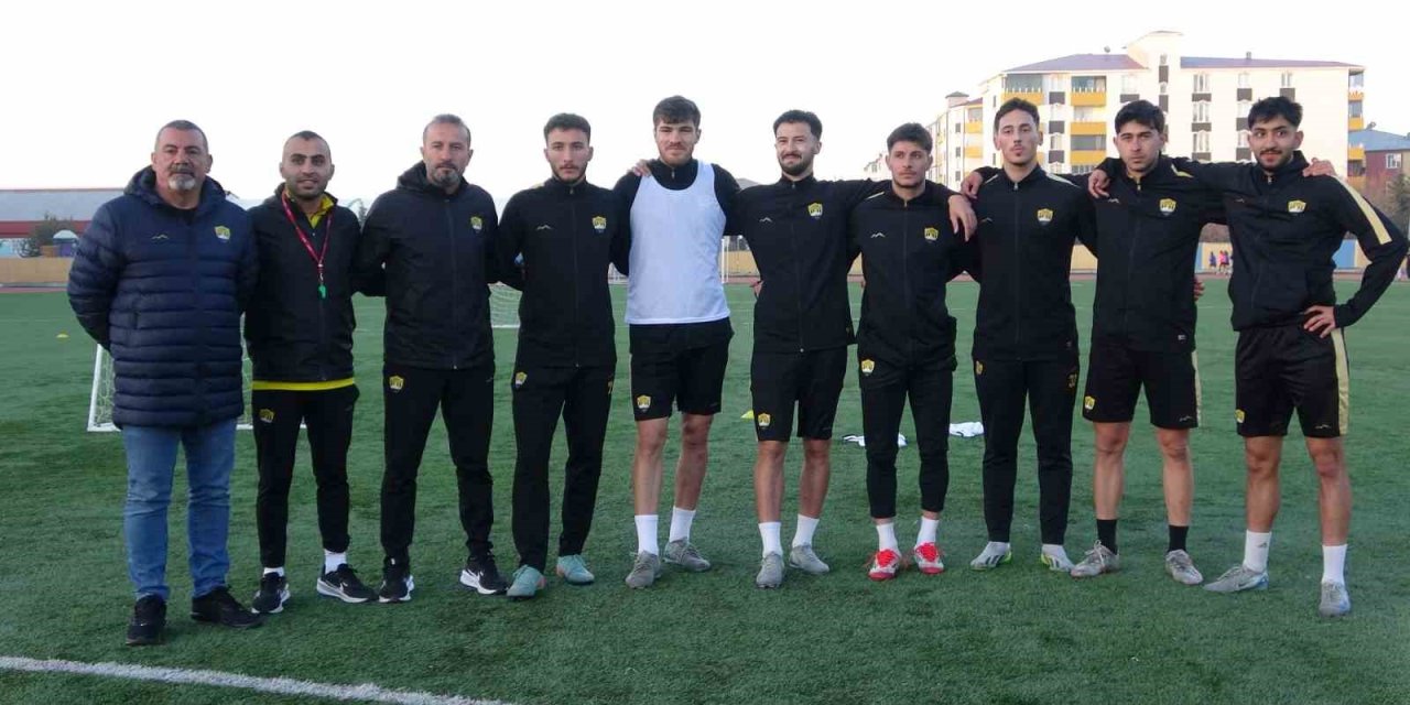 Ağrı 1970 Spor’da 17 futbolcuya ceza, kadro 7 oyuncuya düştü