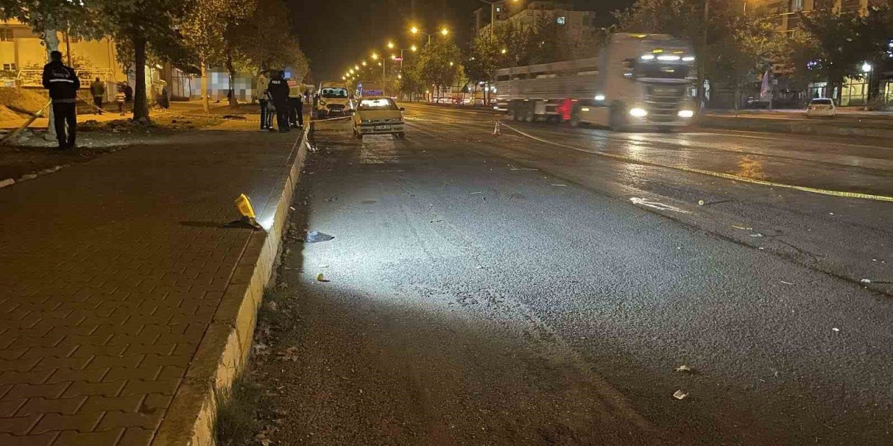 Siverek'te otomobilin çarptığı yaya hayatını kaybetti