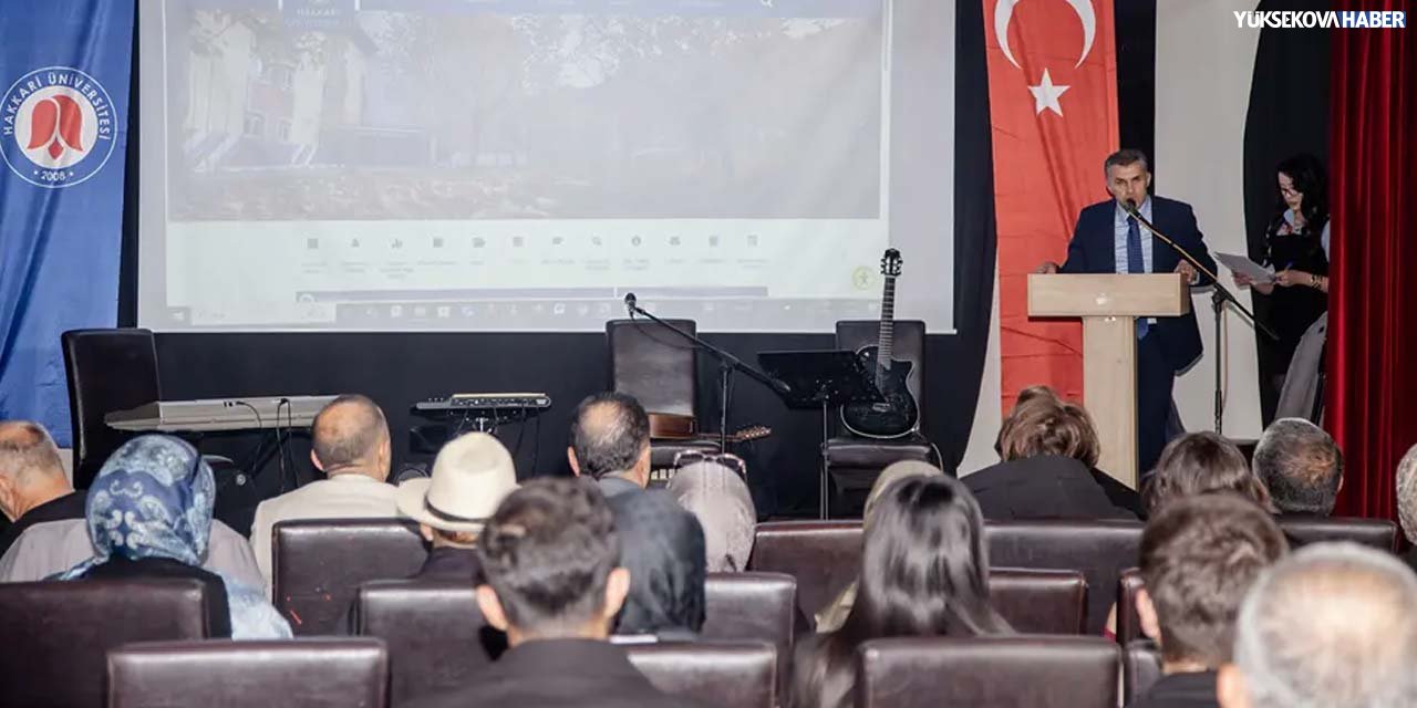 Hakkari'de ÜNİDES kapsamında destek alan öğrencilere bilgilendirme toplantısı