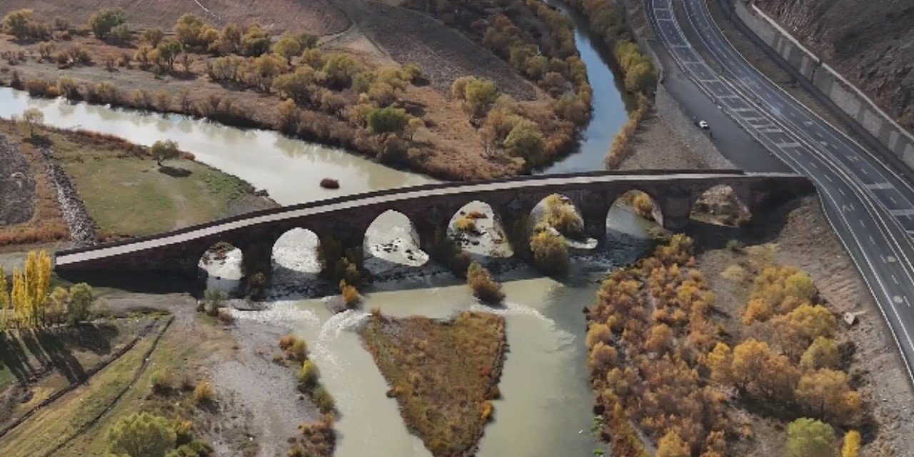 Erzurum’da Yağan Mahallesi ve Yağan Baba türbesi ilgi odağı oluyor