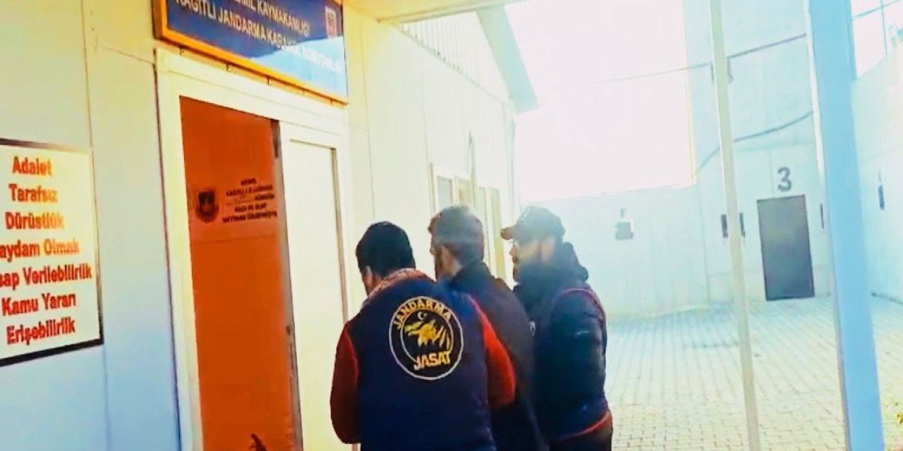 Diyarbakır’da 9 yıldır birçok suçtan aranan kişi yakalanarak tutuklandı