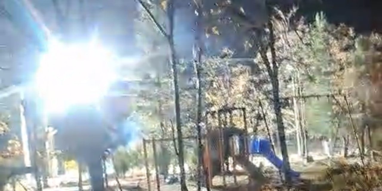 Diyarbakır'da elektrik hattı patladı